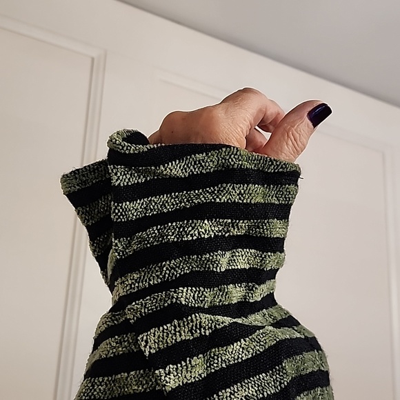 Patricia Palson Jacket and Wrap Skirt - Picture 11 of 16